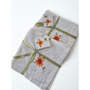 Pier 1 Cotton Napkins Set of 6 White Embroidered Floral 20 x 20 Boho NWT